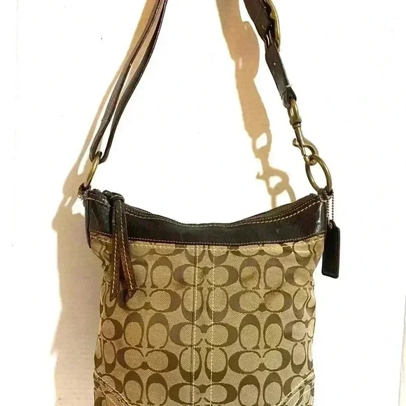 Coach vintage CC signature print canvas crossbody handbag - Picture 7 of 12